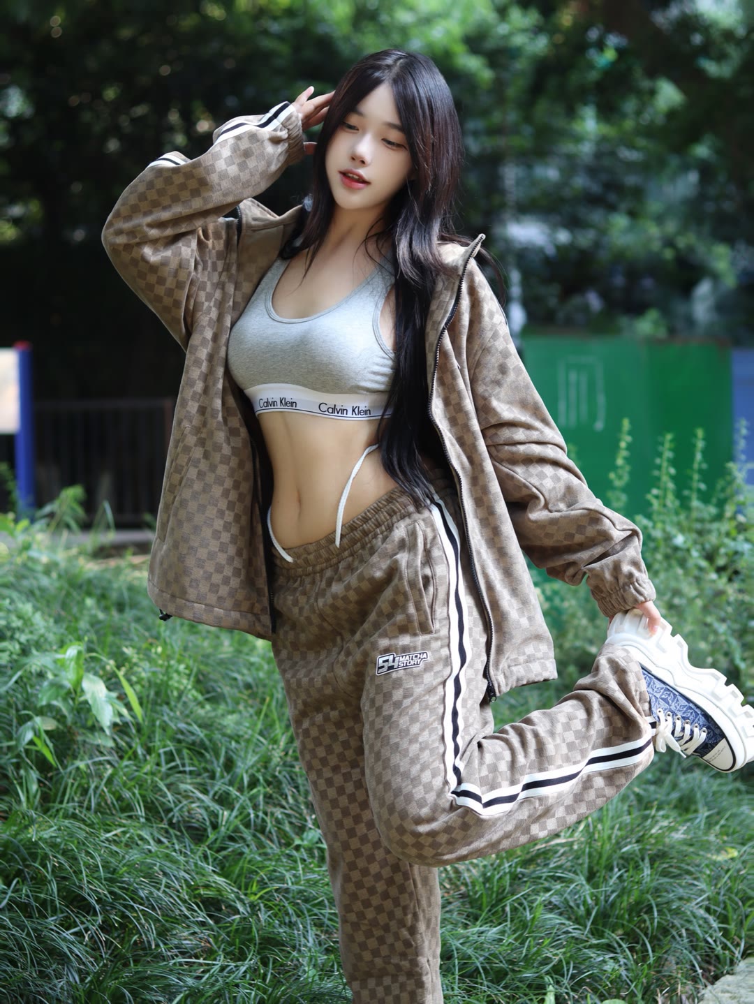 奔现后我被老板缠上了