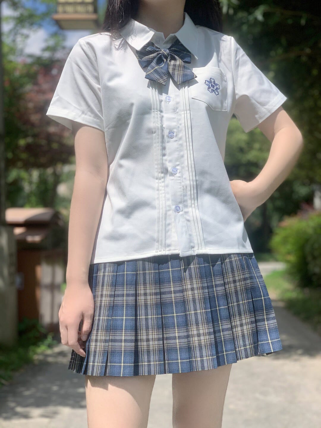 谁有潜入前兄妹的百度网盘全集？