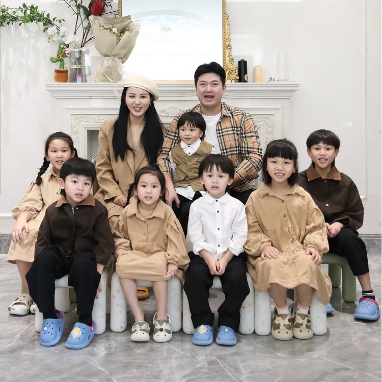 七个佩奇妈妈文文