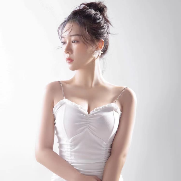 ☞小婷吖👑 💫